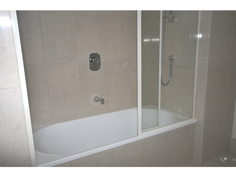 REF 21147/163 City Road, Southbank VIC 3006