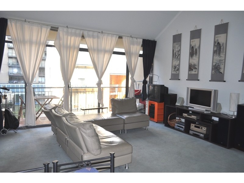 REF 21156/28 Little Lonsdale Street, Melbourne VIC 3000