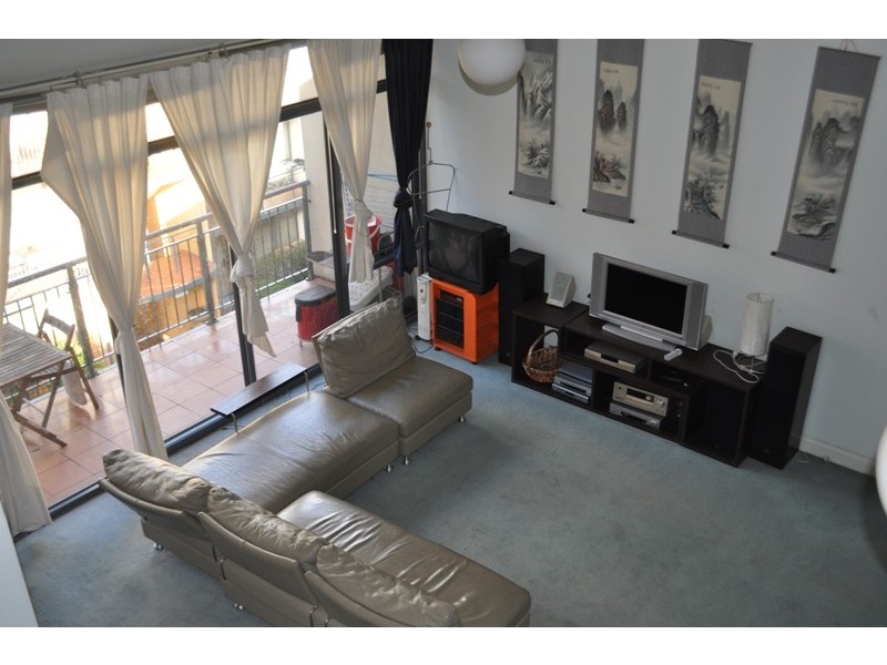 REF 21156/28 Little Lonsdale Street, Melbourne VIC 3000