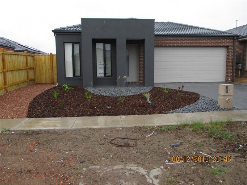 24 Warunda Parade, Point Cook VIC 3030