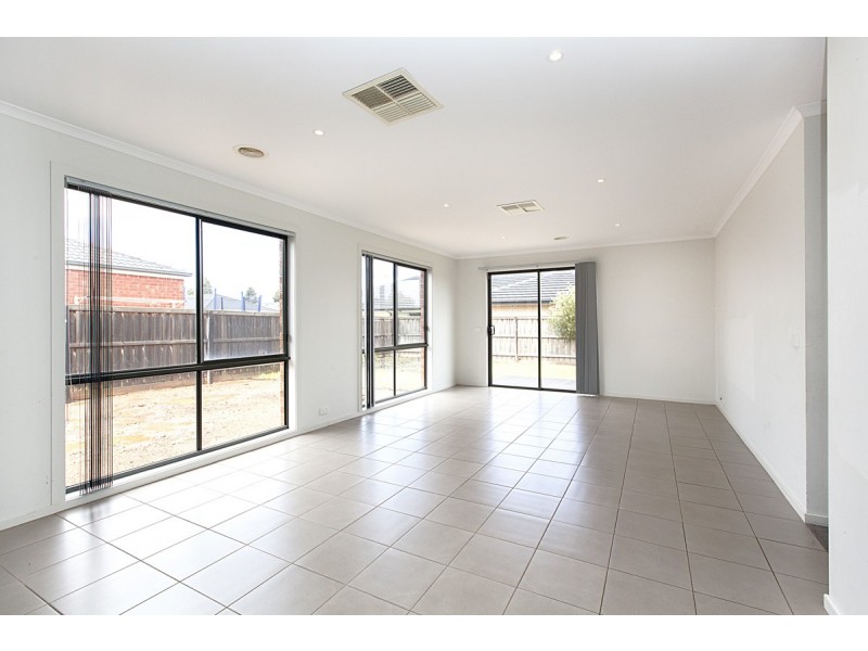 2 Alice Way, Tarneit VIC 3029