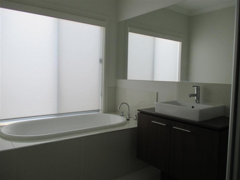 14 Cresswell Avenue, Williams Landing VIC 3027