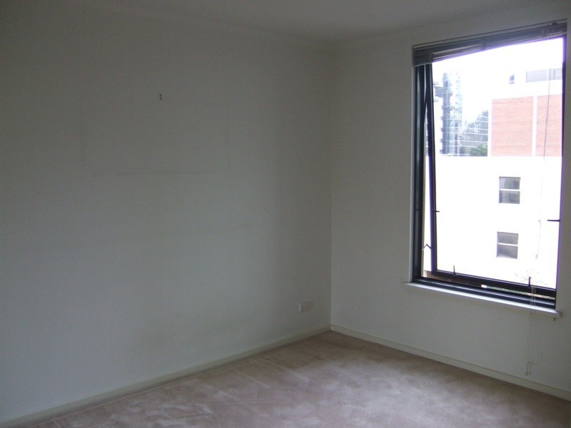 REF 21168/148 Wells Street, South Melbourne VIC 3205