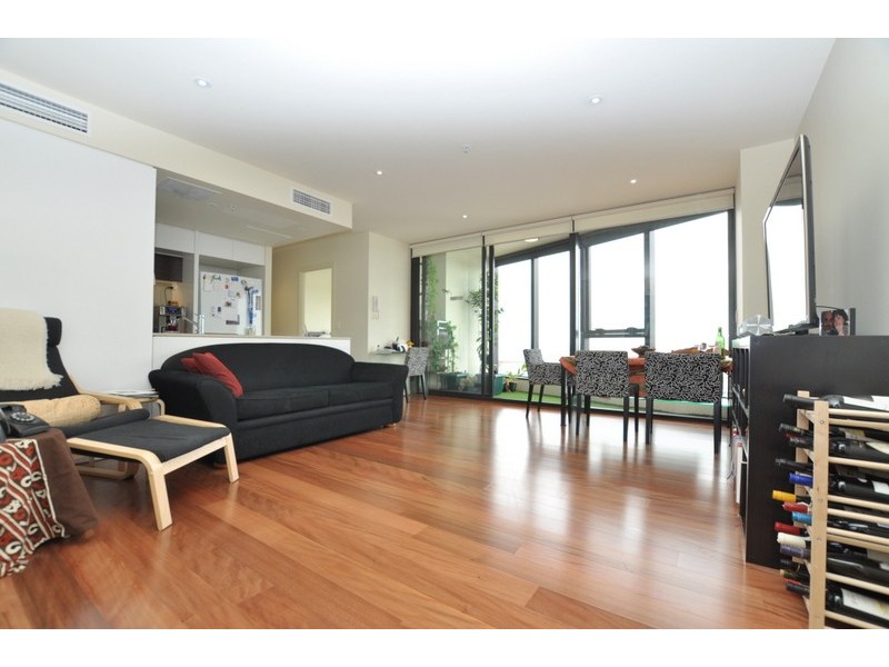 3107/100 Harbour Esplanade, Docklands VIC 3008