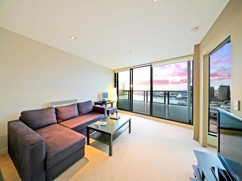 1510/100 Harbour Esplanade, Docklands VIC 3008