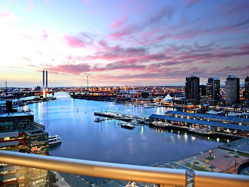 1510/100 Harbour Esplanade, Docklands VIC 3008