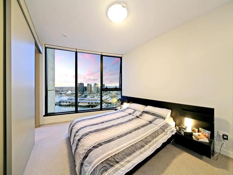 1510/100 Harbour Esplanade, Docklands VIC 3008