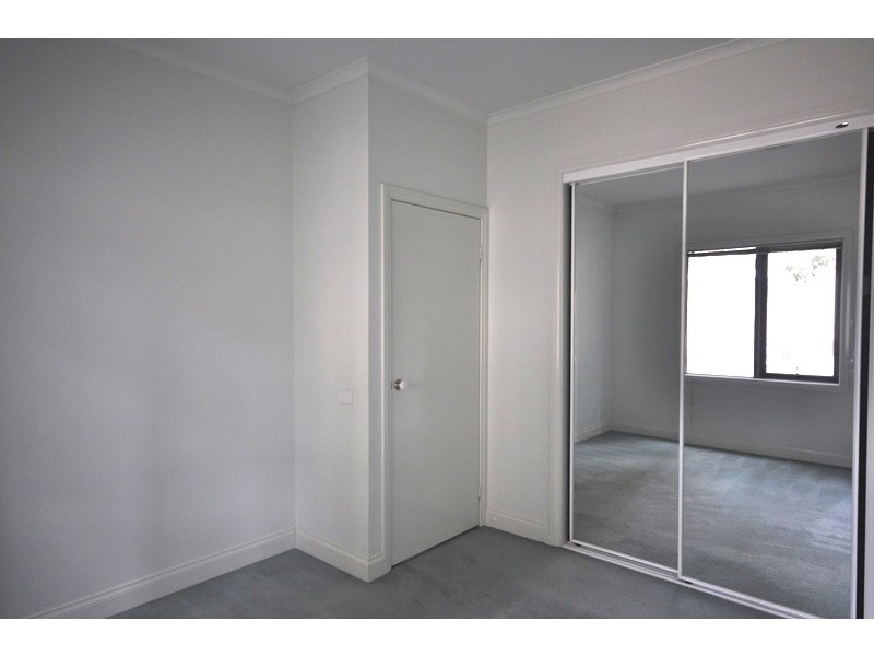 REF 21141/28 Little Lonsdale Street, Melbourne VIC 3000