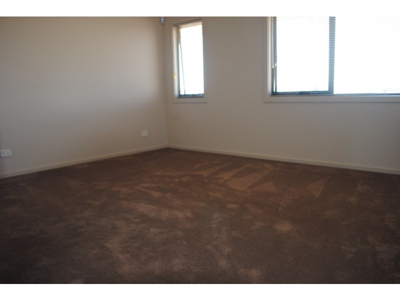 51 Windorah Drive, Point Cook VIC 3030