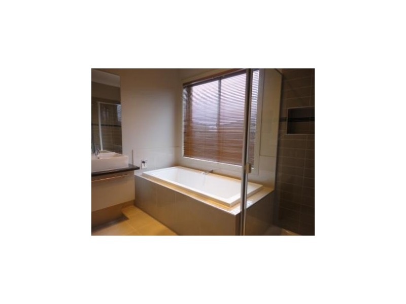 11 Garland Terrace, Point Cook VIC 3030