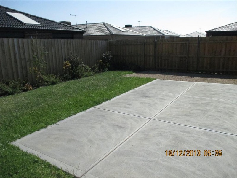 10 Fireside Avenue, Point Cook VIC 3030