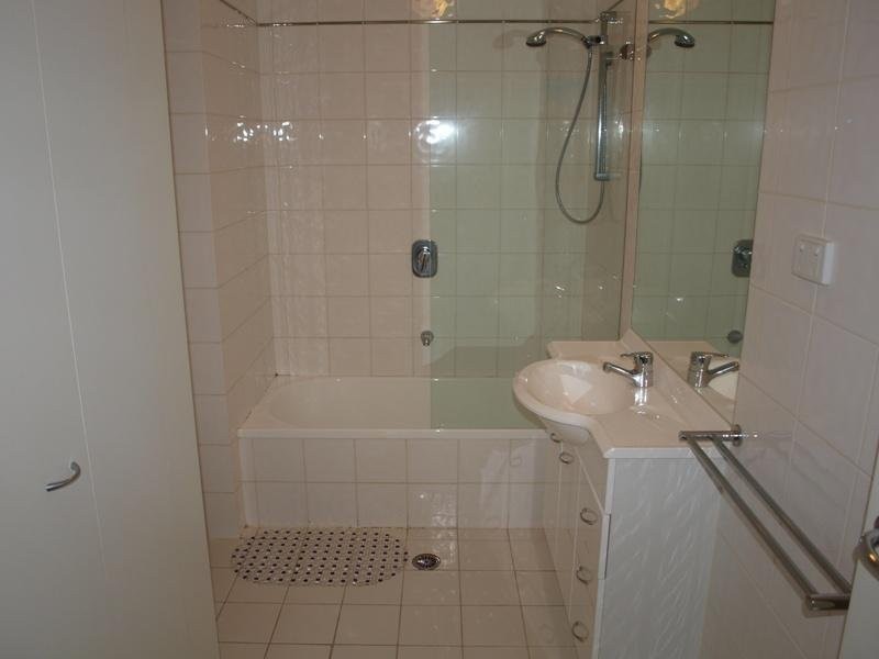 REF 21190/28 Bank Street, South Melbourne VIC 3205