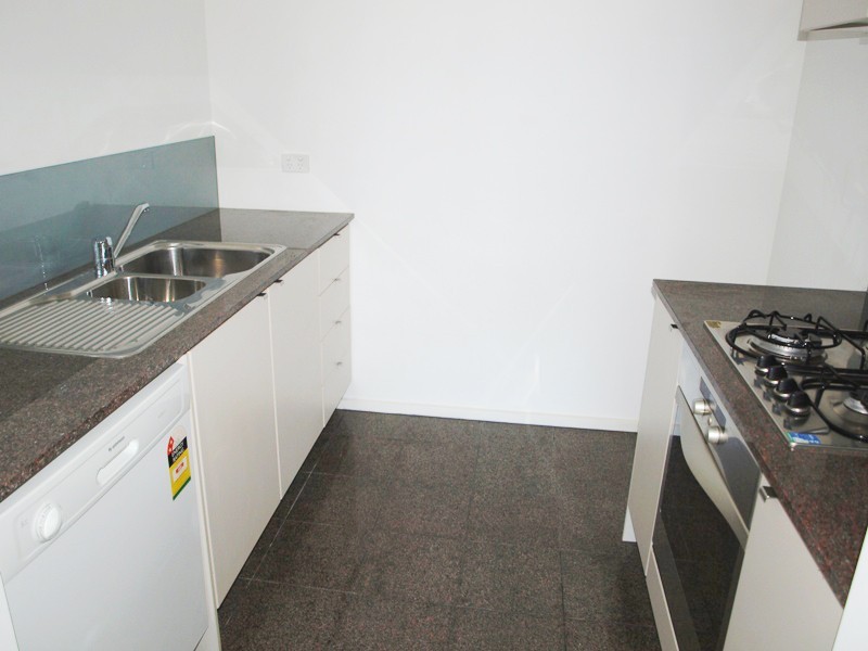 REF 21205/183 City Road, Southbank VIC 3006