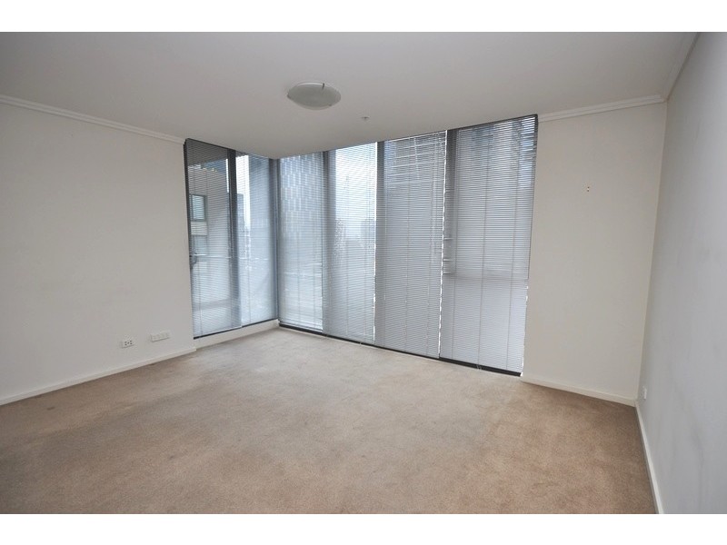 REF 21209/88 Kavanagh Street, Southbank VIC 3006