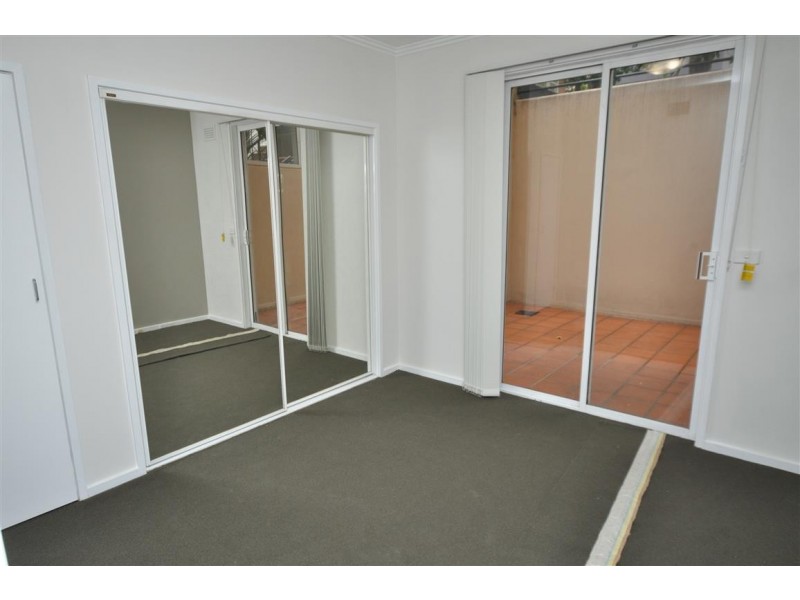REF 21212/28 Jeffcott Street, West Melbourne VIC 3003