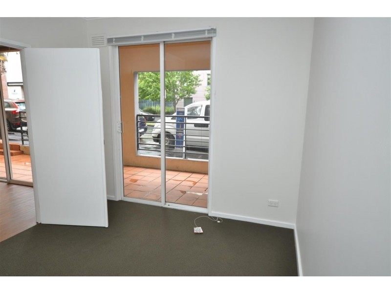 REF 21212/28 Jeffcott Street, West Melbourne VIC 3003