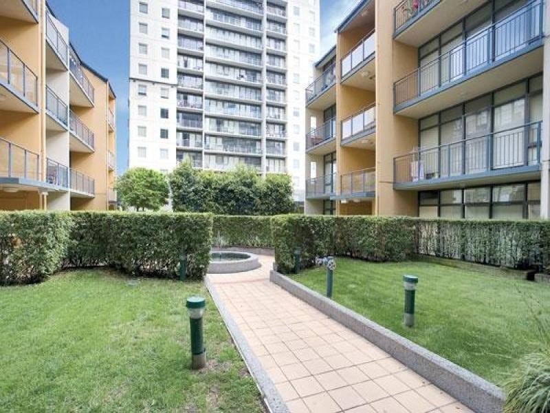 REF 21214/28 Little Lonsdale Street, Melbourne VIC 3000