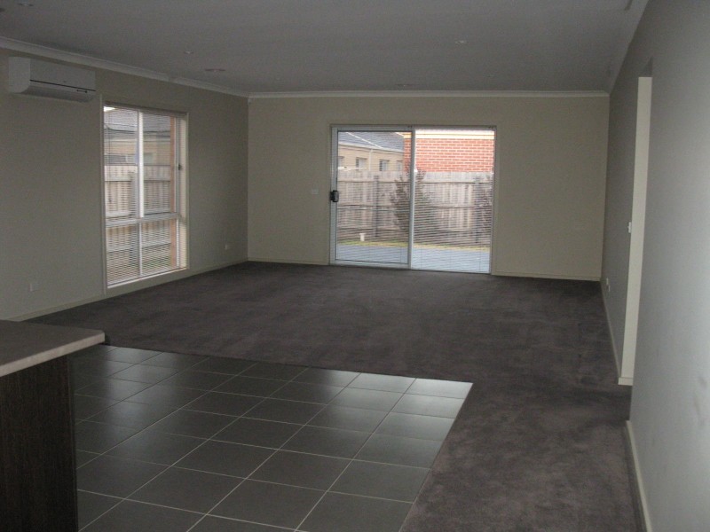 23 Cloudy Crescent, Point Cook VIC 3030