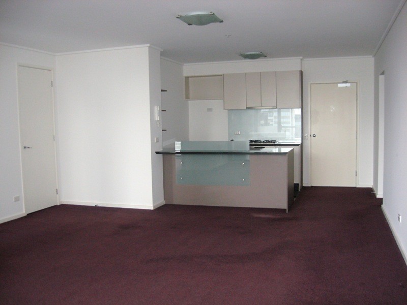 REF 21215/173 City Road, Southbank VIC 3006