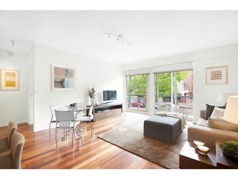 REF 21230/88 Wells Street, Southbank VIC 3006