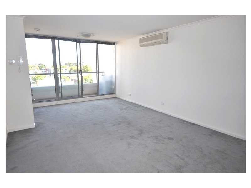 REF 21145/118 Dudley Street, West Melbourne VIC 3003