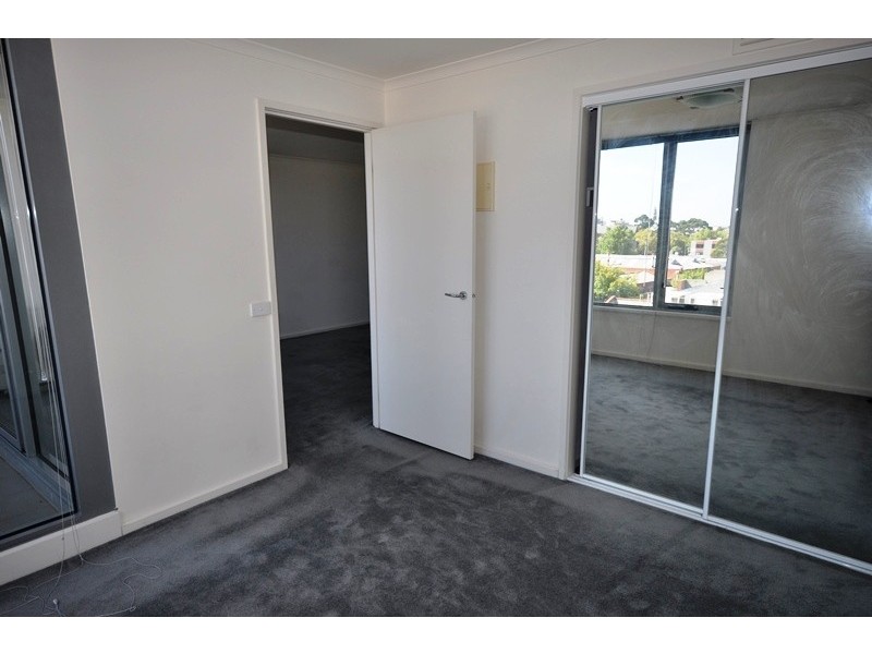 REF 21145/118 Dudley Street, West Melbourne VIC 3003