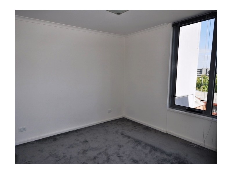 REF 21145/118 Dudley Street, West Melbourne VIC 3003