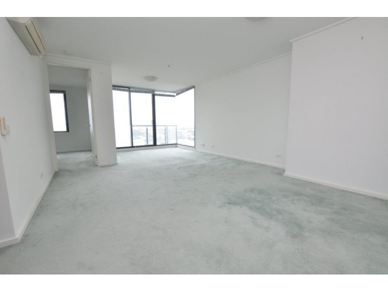 REF 21238/99 Whiteman Street, Southbank VIC 3006