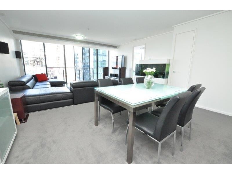 REF 21239/173 City Road, Southbank VIC 3006