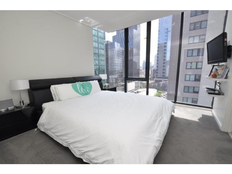 REF 21239/173 City Road, Southbank VIC 3006