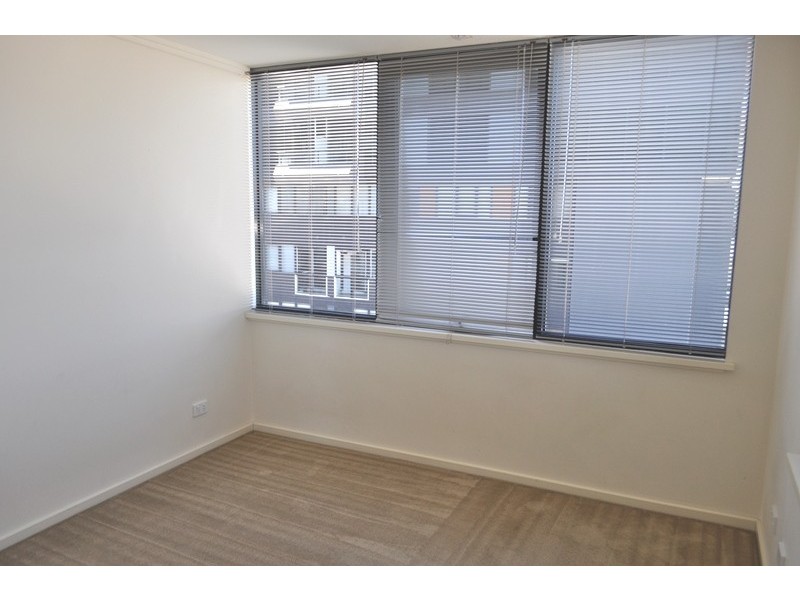 REF 21244/22 Kavanagh Street, Southbank VIC 3006