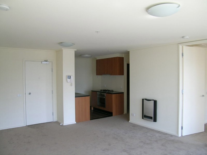 REF 21246/163 City Road, Southbank VIC 3006