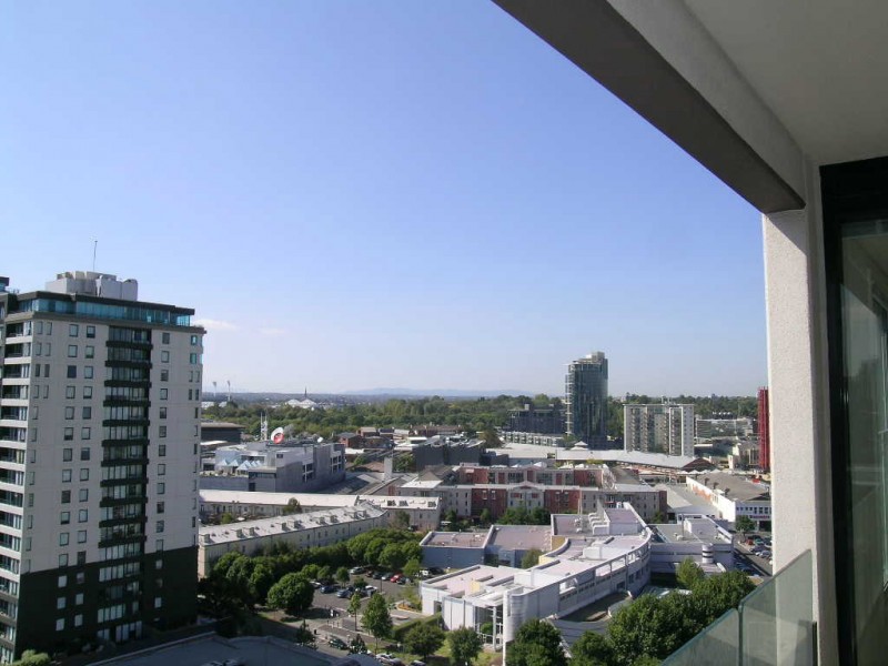 REF 21246/163 City Road, Southbank VIC 3006