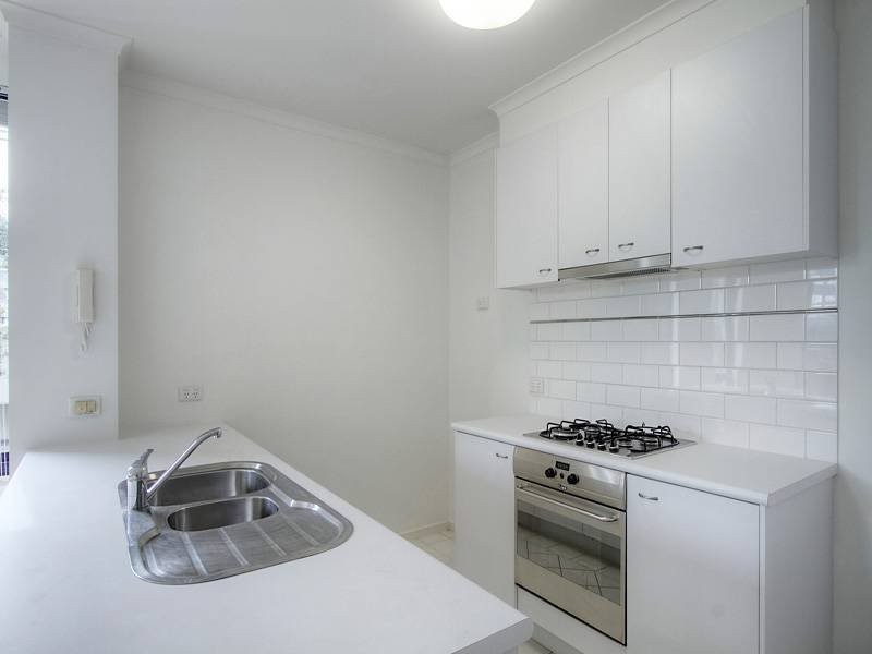 REF 20907/63 Dorcas Street, South Melbourne VIC 3205