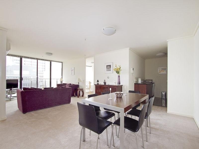 REF 21255/668 Bourke Street, Melbourne VIC 3000