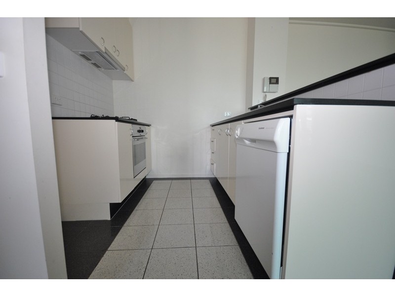 REF 21268/83 Whiteman Street, Southbank VIC 3006