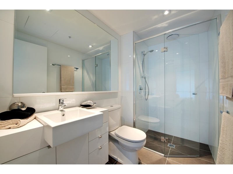 2405/53 Batman Street, West Melbourne VIC 3003