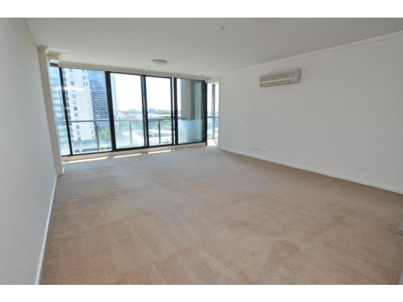 REF 21270/88 Kavanagh Street, Southbank VIC 3006