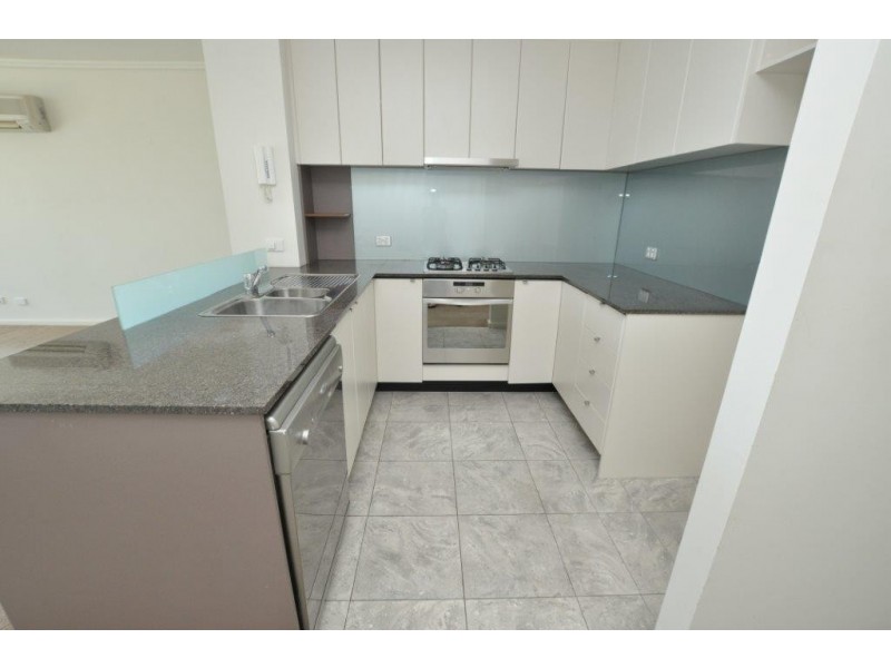 REF 21270/88 Kavanagh Street, Southbank VIC 3006