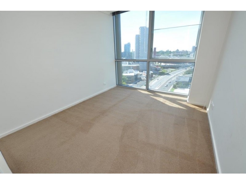 REF 21270/88 Kavanagh Street, Southbank VIC 3006