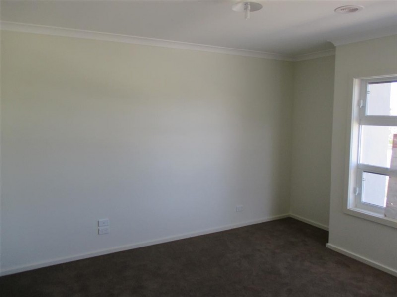 61 Barnstormer Boulevard, Point Cook VIC 3030