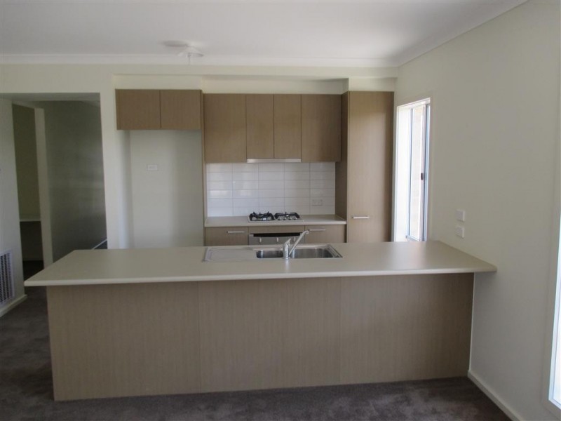 61 Barnstormer Boulevard, Point Cook VIC 3030