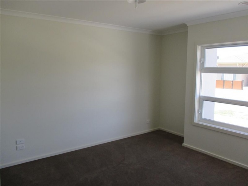 19 Heatherbell Avenue, Point Cook VIC 3030