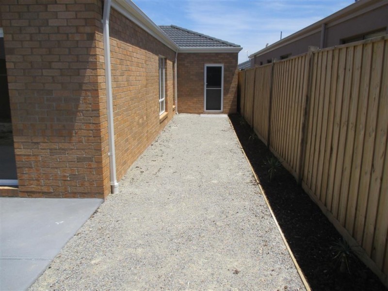 19 Heatherbell Avenue, Point Cook VIC 3030