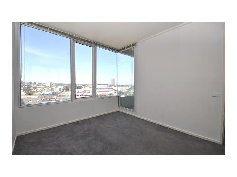 REF 21282/83 Whiteman Street, Southbank VIC 3006