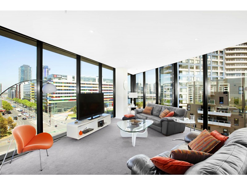 602/18 Waterview Walk, Docklands VIC 3008