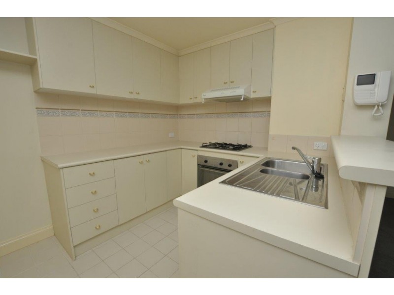 REF 21304/33 La Trobe Street, Melbourne VIC 3000