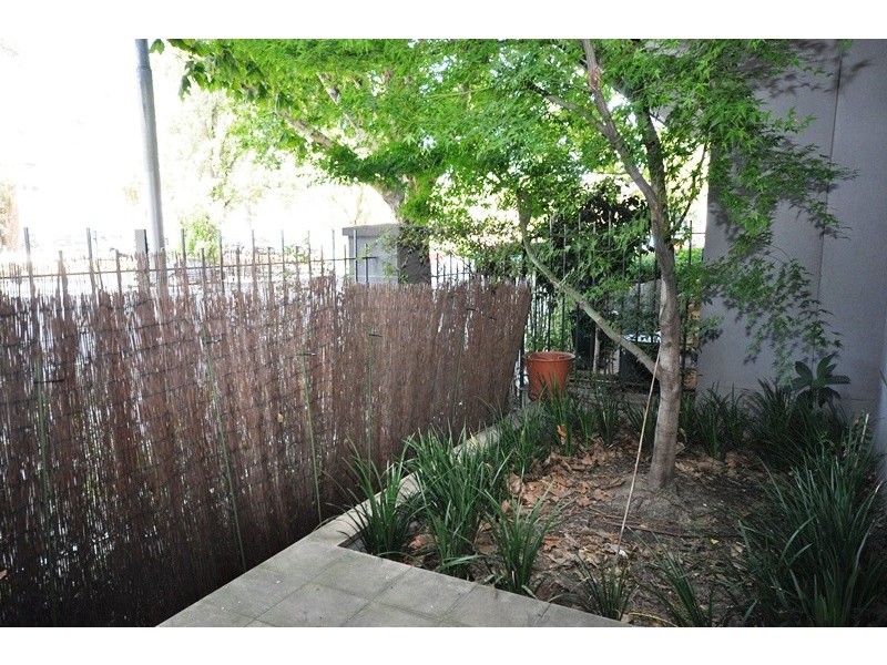 REF 21307/283 Spring Street, Melbourne VIC 3000