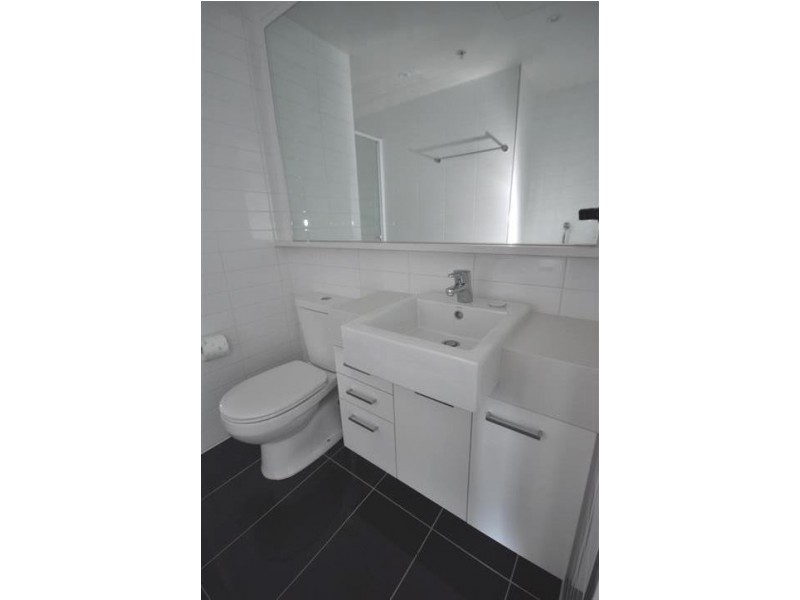 REF 23011/241 City Road, Southbank VIC 3006