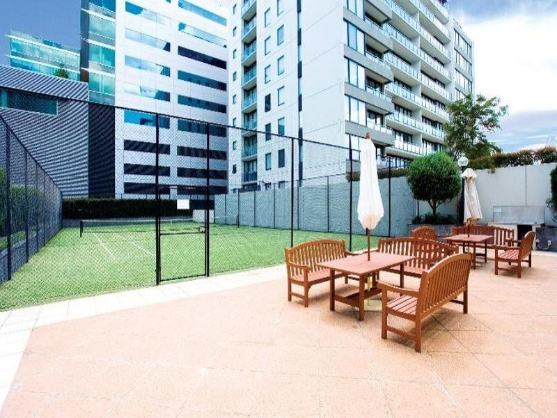 REF 21314/38 Bank Street, South Melbourne VIC 3205